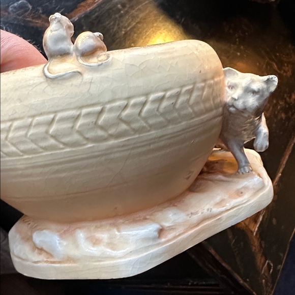 Amphora Vase with Cat  & Mice. Antique pottery home decor. Rare collectible EUC - Picture 14 of 16